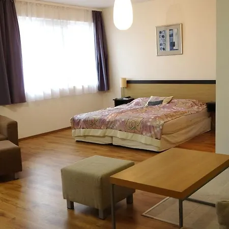 Seafront Apartment *